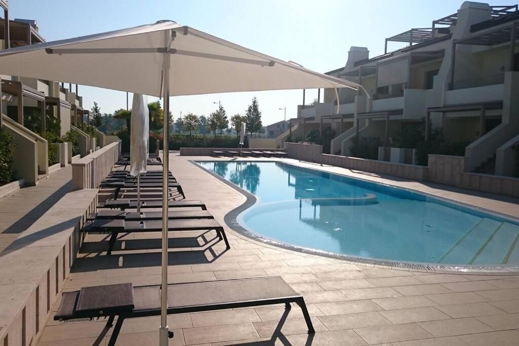 Residence Jesolo Lido Centro Con Piscina Exterior foto